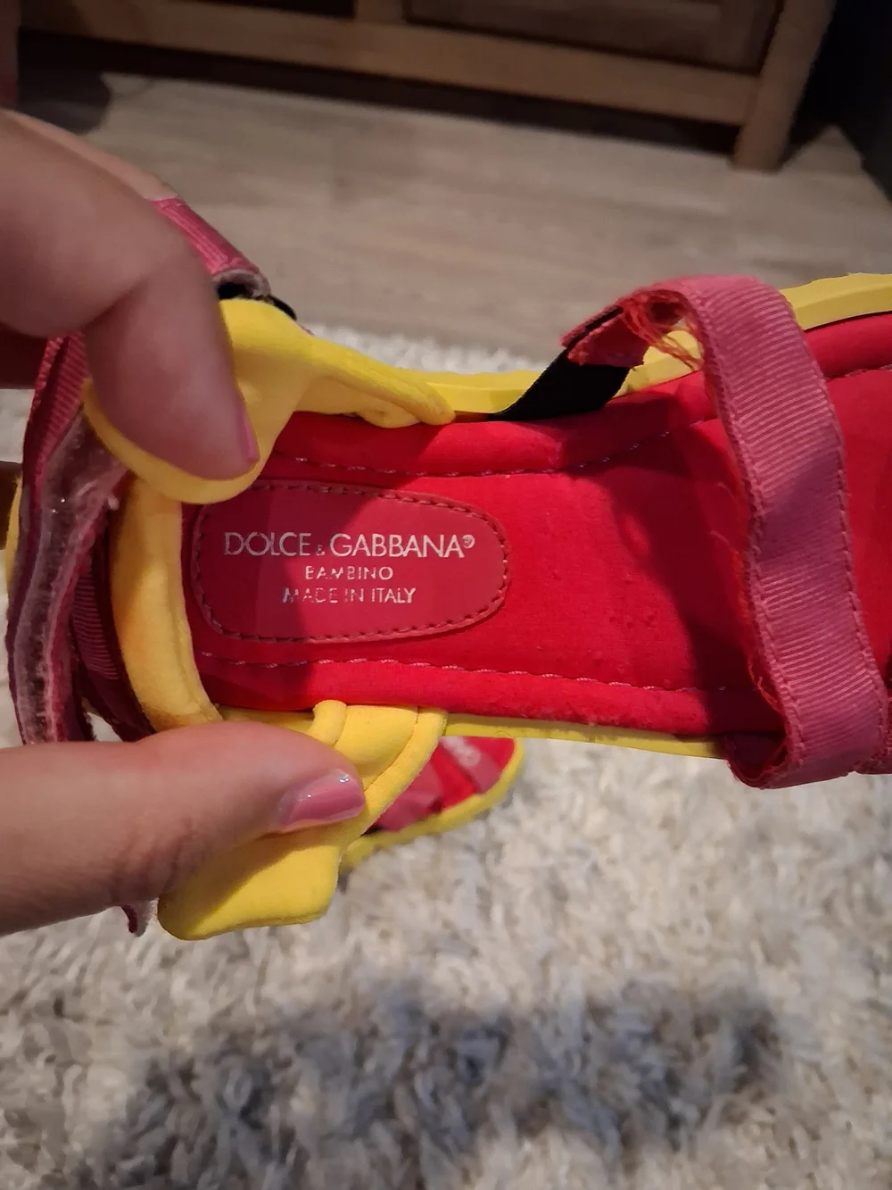 Dolce & Gabbana Kids Pink and Yellow Logo Strap Sandals